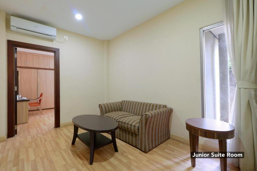 Mutiara Suites Jakarta Kültér fotó